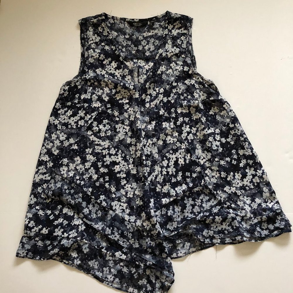 WOMEN'S SIMPLY VERA TOP